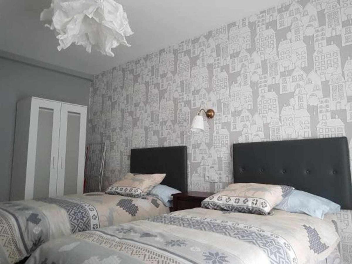 Serendipia Apartamentos 3 ログローニョ エクステリア 写真